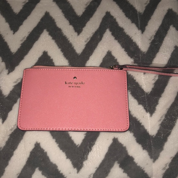 Pink Kate Spade Wristlet - Picture 1 of 2